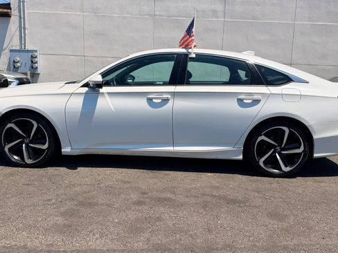 Used 2019 Honda Accord Sport image 10