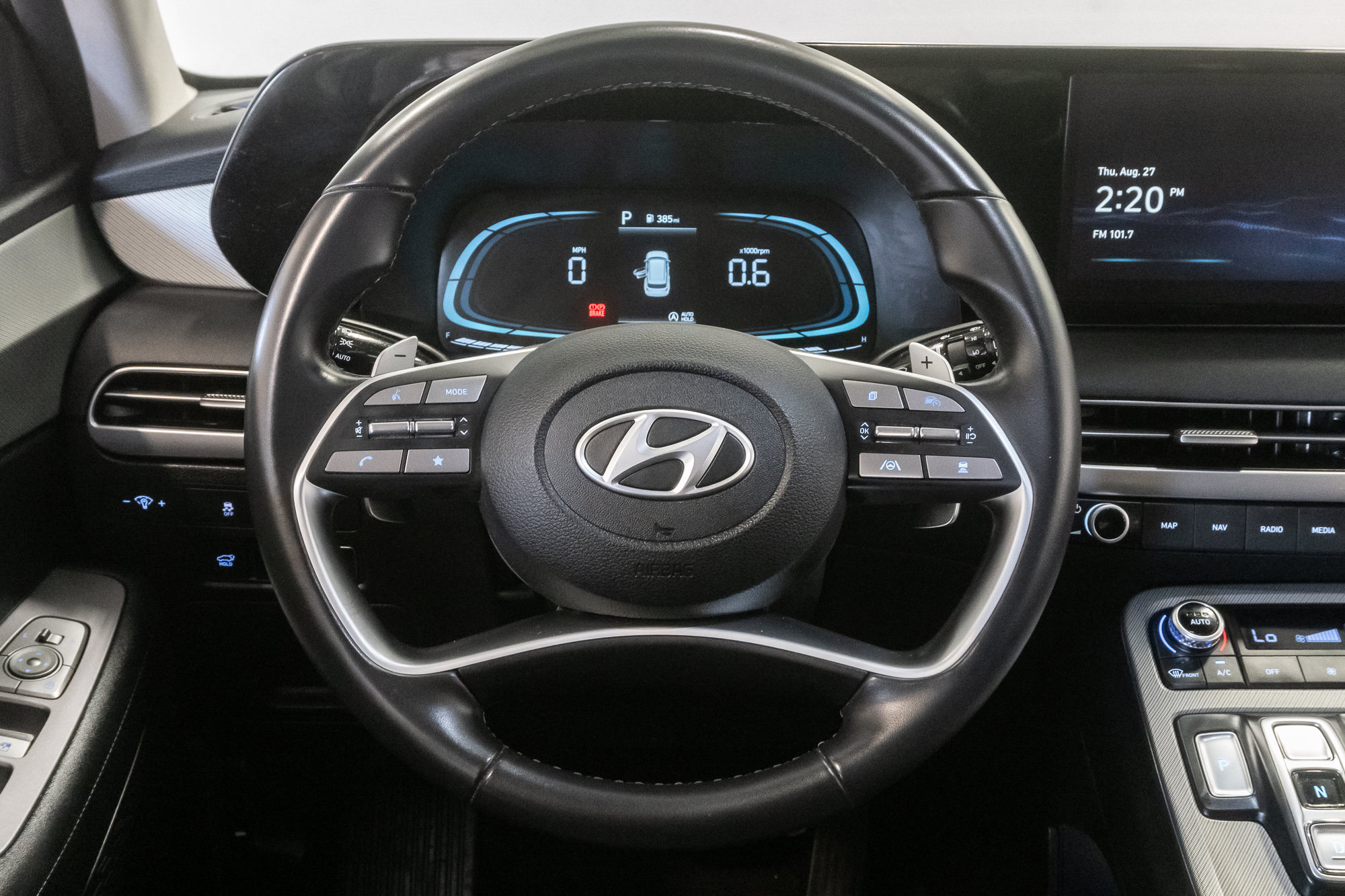 Used 2025 Hyundai Palisade SEL FWD image 12