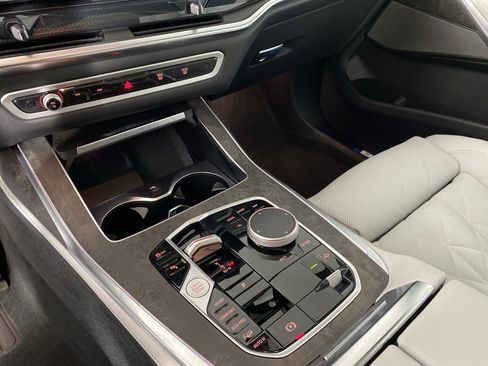 New 2026 BMW X7 xDrive40i image 17