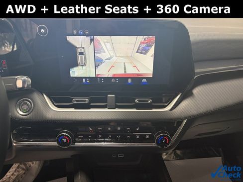 Used 2026 Chevrolet Equinox LT w/ Convenience Package II image 13