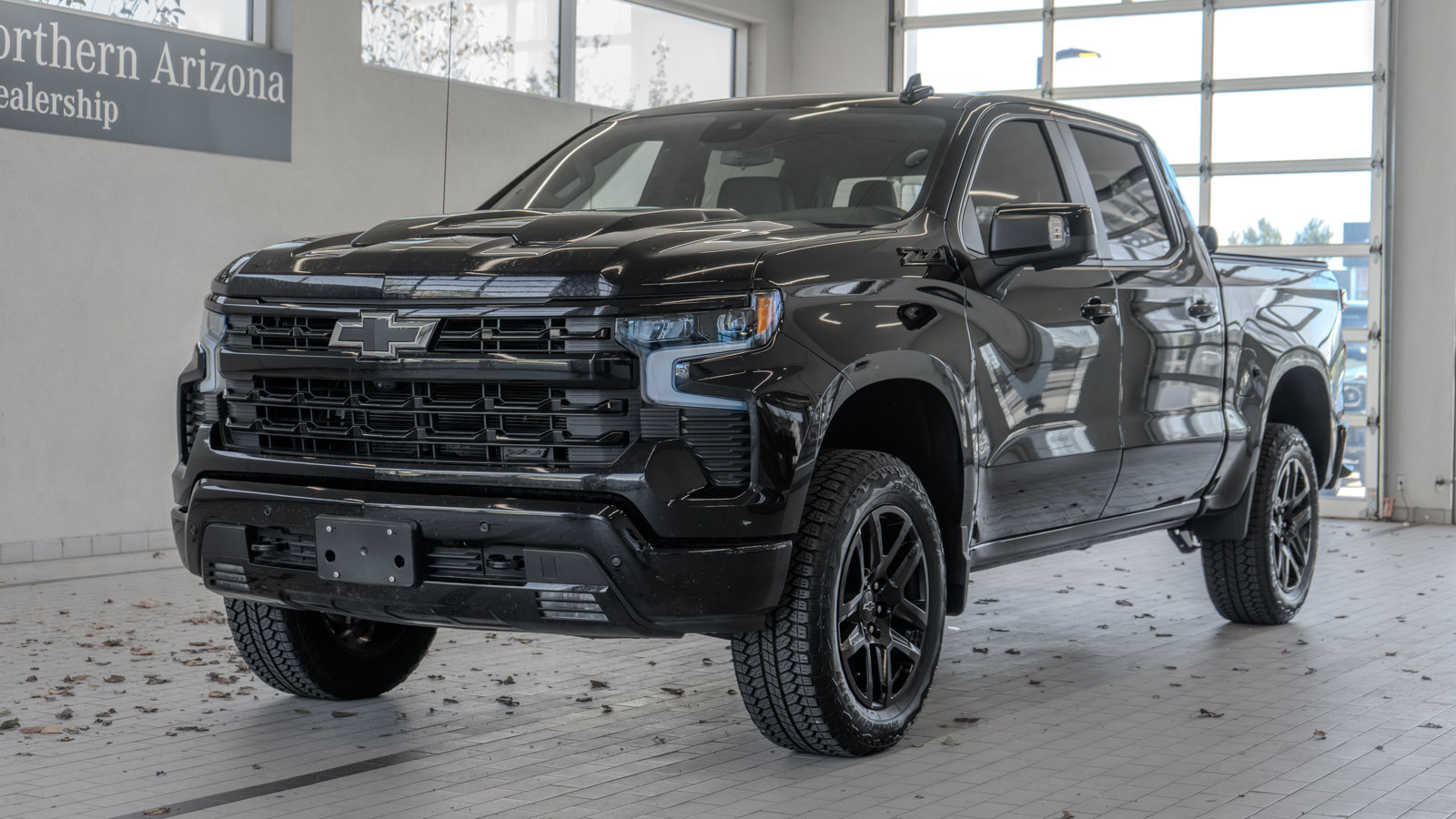 Used 2026 Chevrolet Silverado 1500 LT Trail Boss w/ LT Trail Boss Premium Package AWD/4WD image 25
