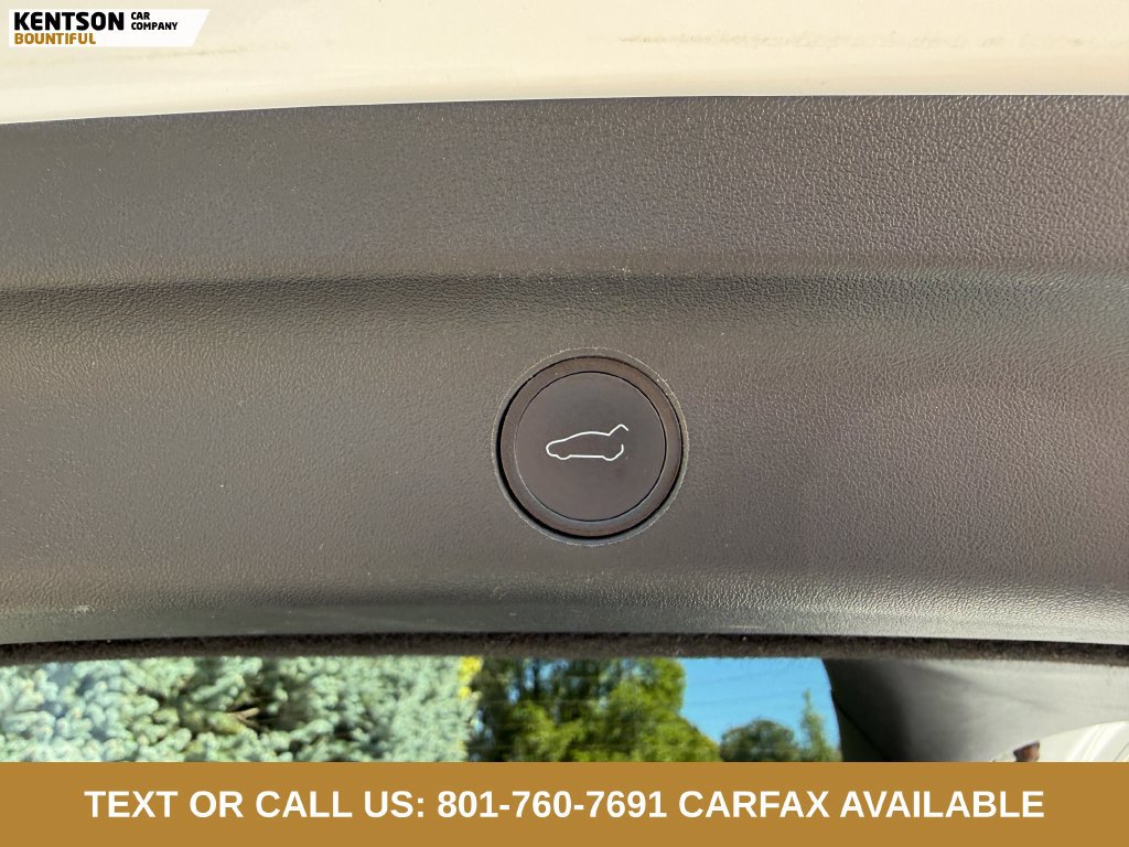 Used 2021 Tesla Model Y Long Range AWD/4WD image 30