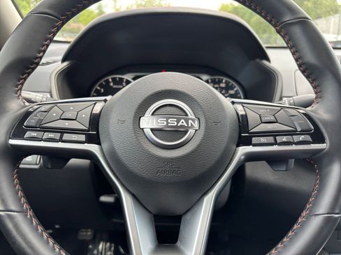 Used 2025 Nissan Altima 2.5 SR FWD image 28