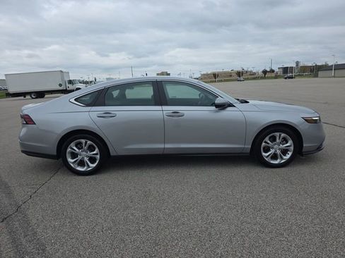 Used 2023 Honda Accord LX image 14