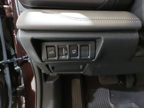 Certified 2025 Subaru Outback Limited w/ Popular Package #2 image 27