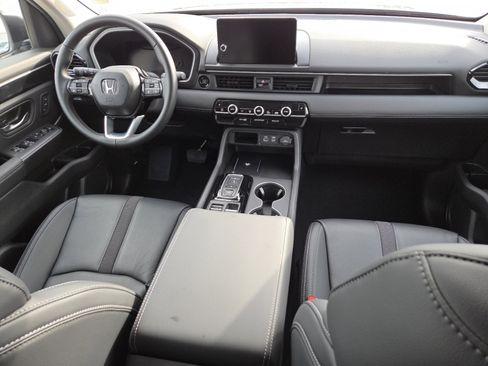 Used 2025 Honda Pilot EX-L image 26