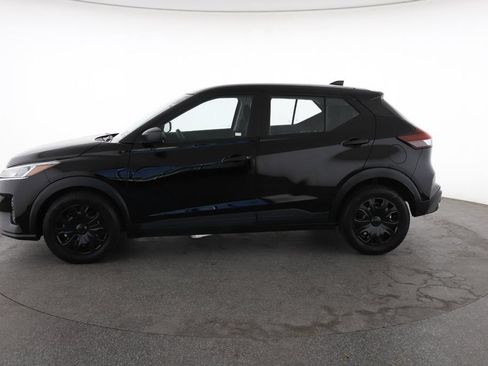 Used 2024 Nissan Kicks S FWD image 7
