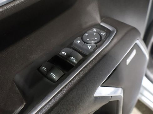 Used 2023 GMC Sierra 1500 SLT w/ SLT Convenience Package image 24