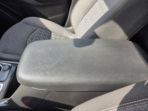 Used 2024 Chevrolet Equinox LT AWD/4WD image 25