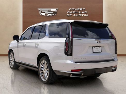 Certified 2023 Cadillac Escalade Premium Luxury w/ Performance Package AWD/4WD image 3
