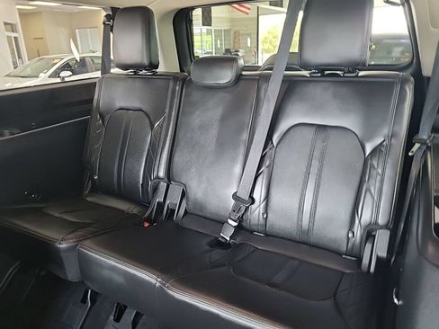 Used 2021 Ford Expedition Max Platinum AWD/4WD image 7