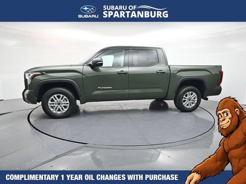 Used 2023 Toyota Tundra SR5 w/ SR5 Premium Package AWD/4WD image 4
