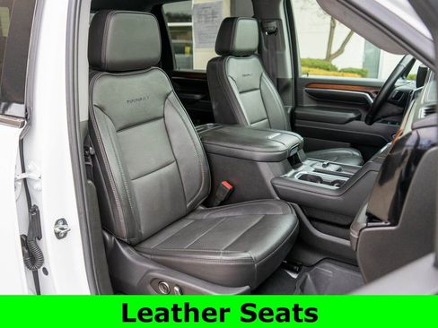 Used 2024 GMC Sierra 3500 Denali w/ Denali Reserve Package image 9