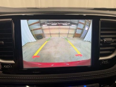 New 2027 Chrysler Pacifica Select FWD image 16