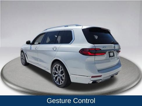Used 2023 BMW X7 xDrive40i w/ Premium Package AWD/4WD image 16