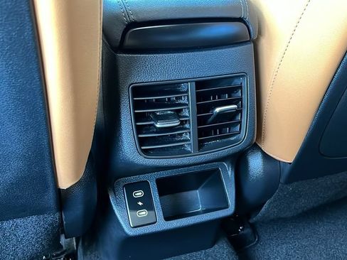 Used 2025 Kia Seltos EX w/ EX Sunroof Package FWD image 10