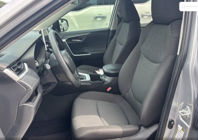 Used 2023 Toyota RAV4 XLE w/ Convenience Package FWD image 10