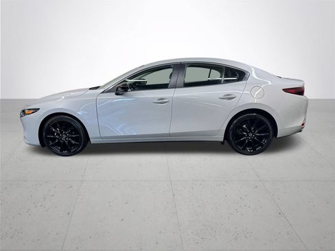 Used 2024 MAZDA MAZDA3 s FWD image 3