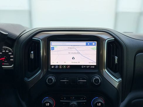 Used 2022 Chevrolet Silverado 3500 High Country AWD/4WD image 19