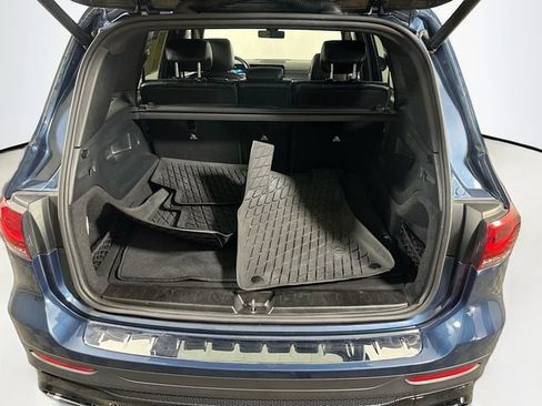 Used 2023 Mercedes-Benz GLB 250 4MATIC image 29