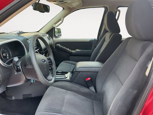 Used 2010 Ford Explorer XLT AWD/4WD image 11