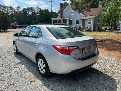 Used 2014 Toyota Corolla L FWD image 4