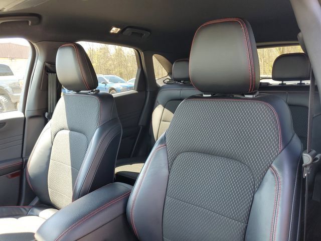 Used 2023 Ford Escape ST-Line w/ Tech Pack #1 AWD/4WD image 14
