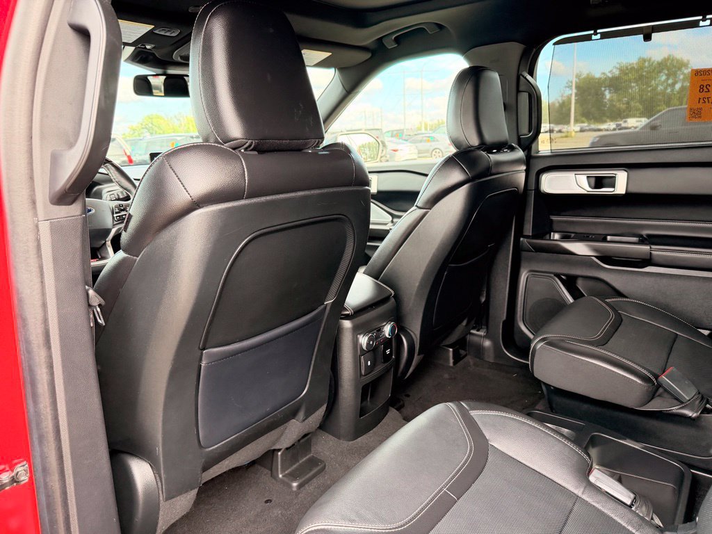 Used 2020 Ford Explorer ST w/ Premium Technology Package AWD/4WD image 18