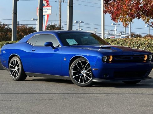 Used 2018 Dodge Challenger R/T Scat Pack w/ Leather Interior Group image 2