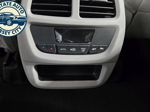 Used 2019 Honda Pilot EX image 27