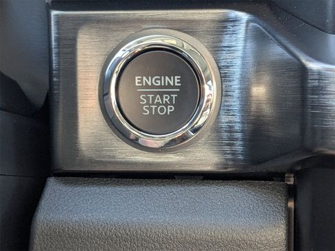 New 2025 Ford F250 Lariat w/ Lariat Ultimate Package image 36