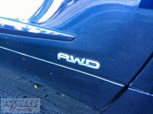 Certified 2021 Toyota Highlander XLE image 9