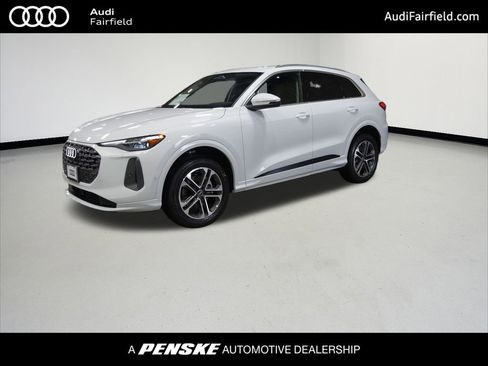 New 2026 Audi Q5 Premium Plus image 1