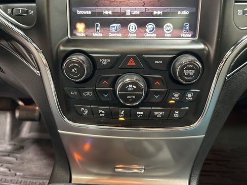 Used 2017 Jeep Grand Cherokee Trailhawk w/ Trailhawk Luxury Group image 19