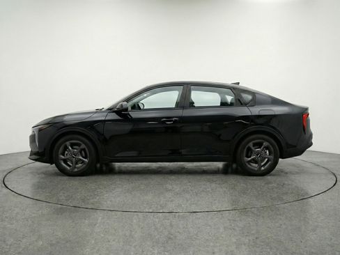 Used 2025 Kia K4 FWD image 5