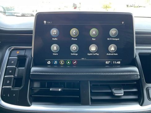 Used 2021 GMC Yukon SLT w/ SLT Premium Package image 11