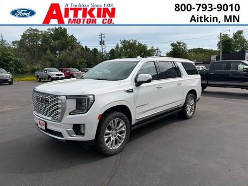 Used 2021 GMC Yukon XL Denali w/ Denali Premium Package AWD/4WD image 1