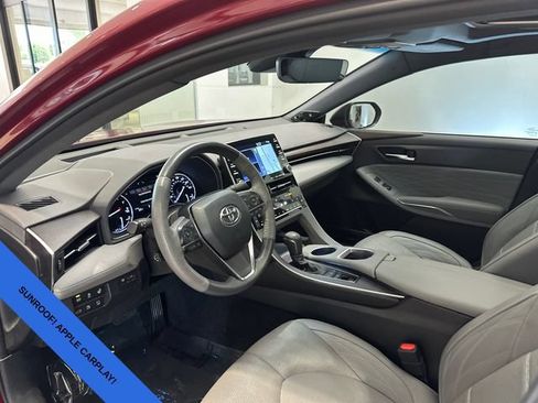 Used 2022 Toyota Avalon Limited w/ Advanced Safety Package FWD image 17