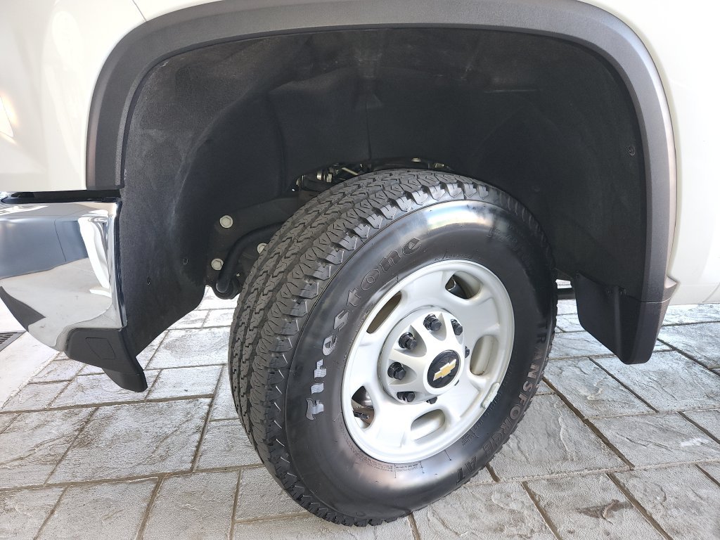 Used 2024 Chevrolet Silverado 2500 W/T AWD/4WD image 7