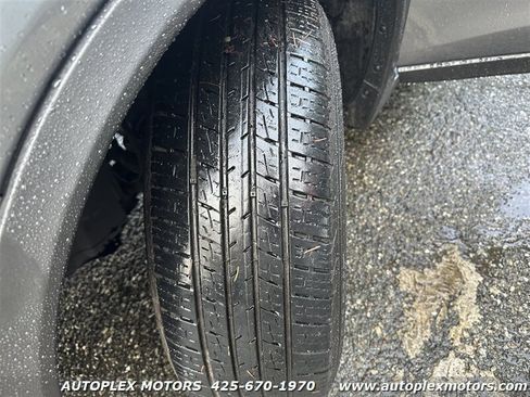 Used 2020 Nissan Rogue SV AWD/4WD image 18