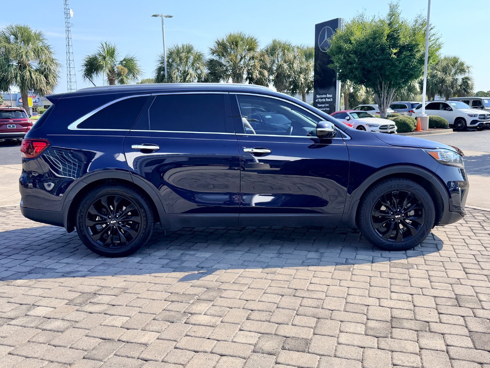 Used 2020 Kia Sorento EX FWD image 7