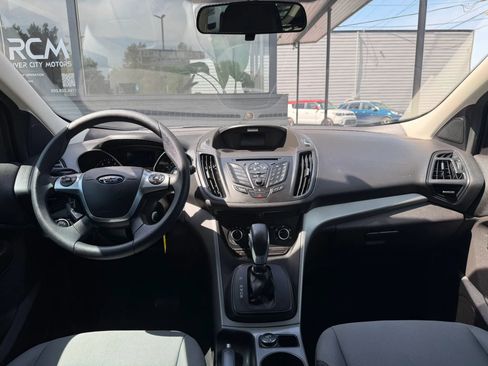Used 2015 Ford Escape SE FWD image 25