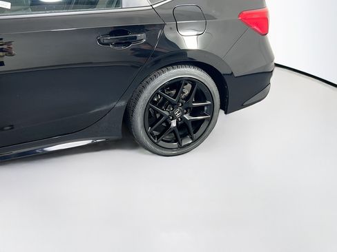 Used 2023 Honda Civic Sport image 28