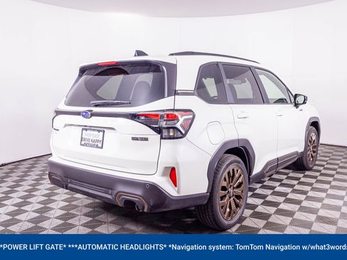 Used 2025 Subaru Forester Sport image 9