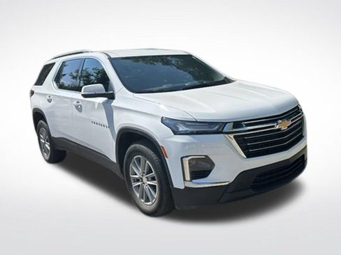 Used 2023 Chevrolet Traverse LT w/ LPO, Floor Liner Package AWD/4WD image 8