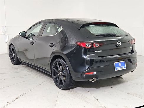 Used 2019 MAZDA MAZDA3 Hatchback image 4