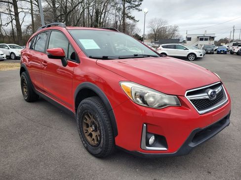 Used 2016 Subaru Crosstrek 2.0i Premium w/ Special Edition image 3