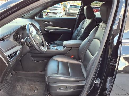 Used 2023 Cadillac XT4 Premium Luxury w/ Cold Weather Package image 11
