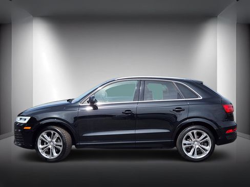 Used 2016 Audi Q3 2.0T Prestige w/ Prestige Package AWD/4WD image 2
