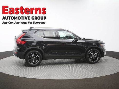 Used 2024 Volvo XC40 B5 Core AWD/4WD image 44